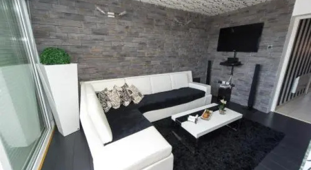 Apartment Adi