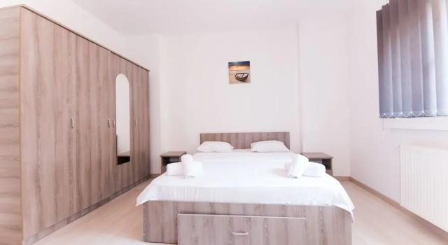 Victoriei Apartment 1, Забронировать Апартаменты/квартира Бухарест Muntenia, рядом с Floreasca Clinical Emergency Hospital