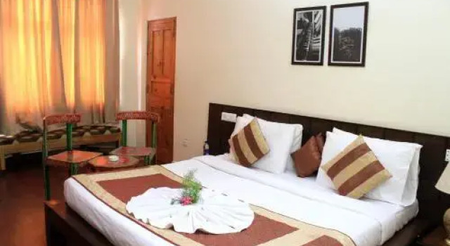 Alcor Spa Resorts, Buchen Sie Resort Hotels in Parwanoo mit Pool, Schwimmbad