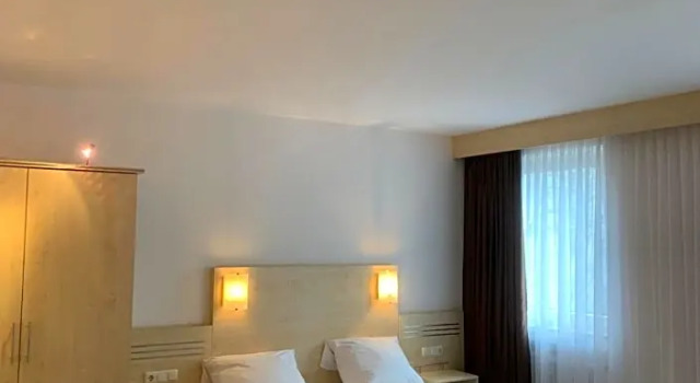 Номер Deluxe Hotel Mondial Comfort - Frankfurt City Centre
