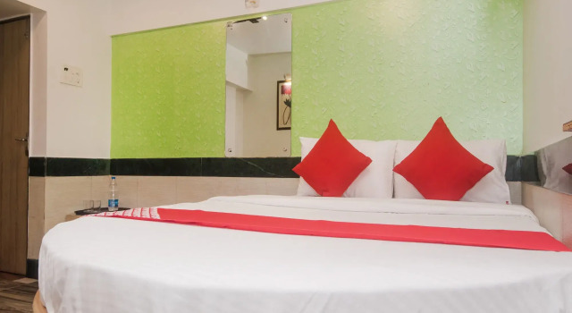 OYO 4224 Nest Inn
