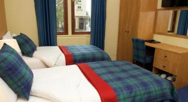 The Pipers Tryst Hotel, Забронировать Отель Отели Глазго 3 звезды, рядом с Подвесной мост Портленд-Стрит, 3*