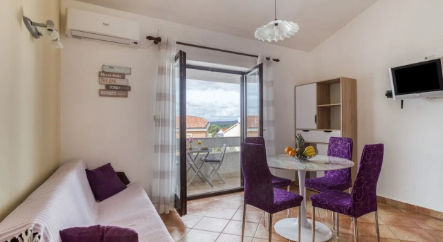 Modern Apartment in Punat With Balcony