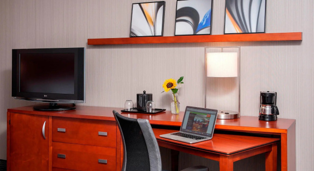 Двухместный номер Standard Courtyard Chicago Glenview/Northbrook