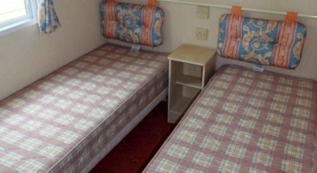 Mobile Home im Ferienpark mit Seezugang