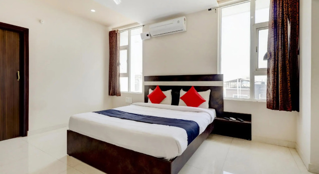 OYO 77536 Kattari Komforts, Rezervovat Hotel Hotely v Bangalore s parkováním, Parkování