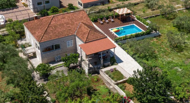 Апартаменты Superior Sunny House