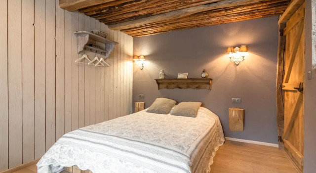 Beautiful Holiday Home with Hot Tub, Sauna & Monumental Fireplace, Забронировать Дом для отпуска Манхай Land of Ourthe & Aisne