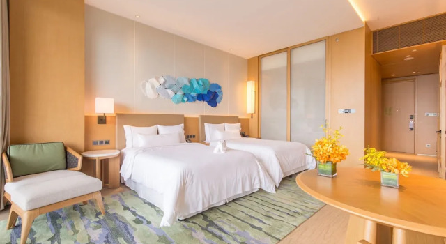 Четырёхместный номер Standard с балконом The Westin Shimei Bay Resort