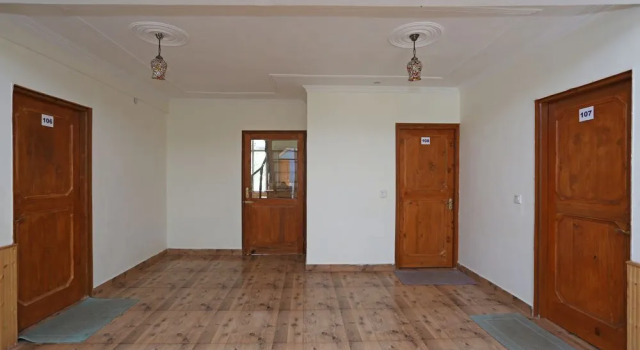 OYO 7008 Astha Cottage, Забронировать Дом для отпуска Коттеджи Манали, Коттедж