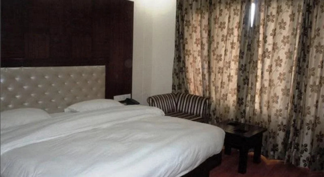 Hotel Basera, Rezervovat Hotel Mussoorie Uttarakhand