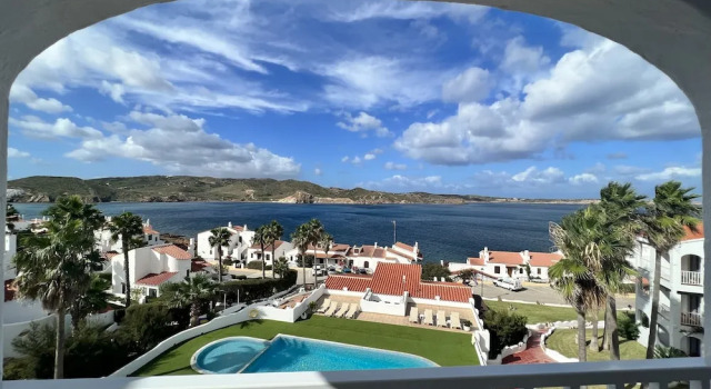 Студия с балконом и с видом на море Apartamentos El Bergantin Menorca Club