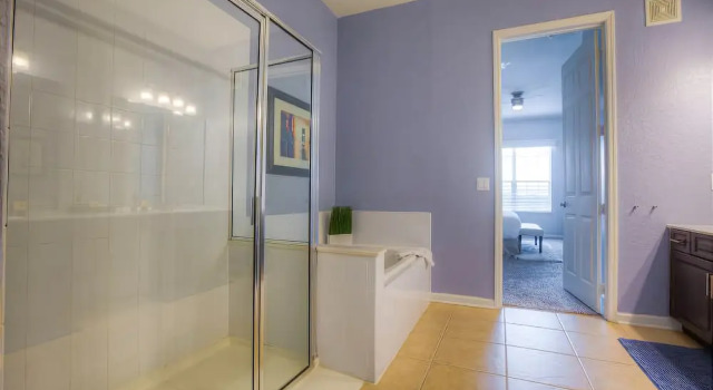 5048 Shoreway Loop #402,