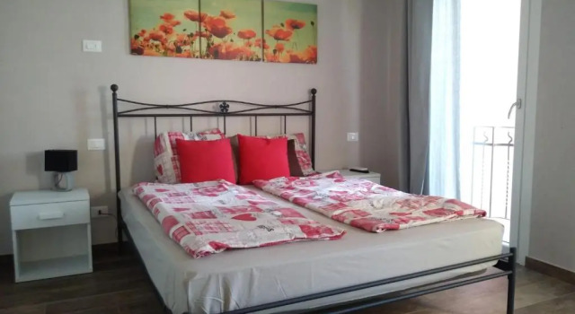 Residence Tasso Canossa - appartamento con piscina, Prenota Appartamento Hotel a Veneto con piscina, Piscina