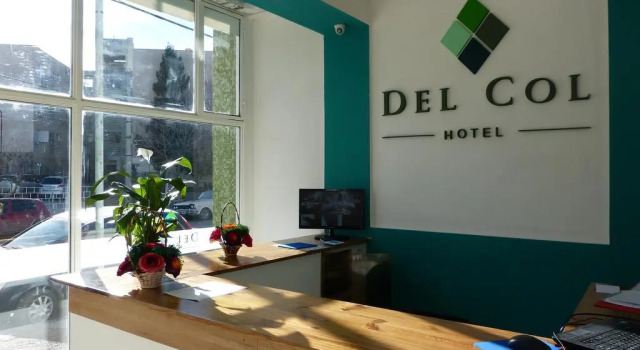 Del Col Hotel