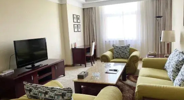Grand Hotel Overseas Traders Club, Reserva ahora Hotel Shushan 
