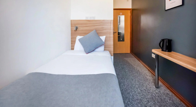 Одноместный номер Standard Arinza Hotel, London Ilford