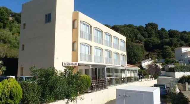Hotel Alata