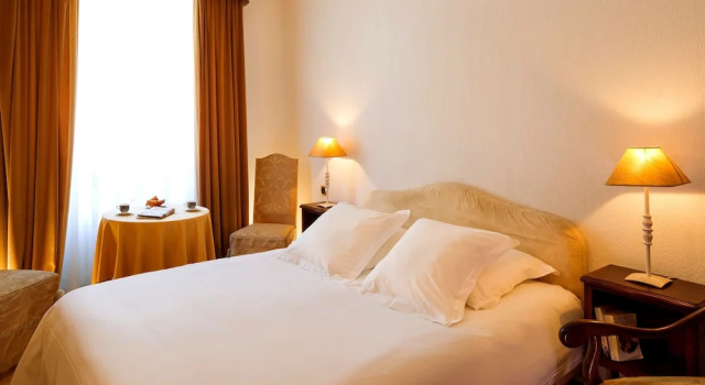 Номер Comfort Logis Hotel De La Poste