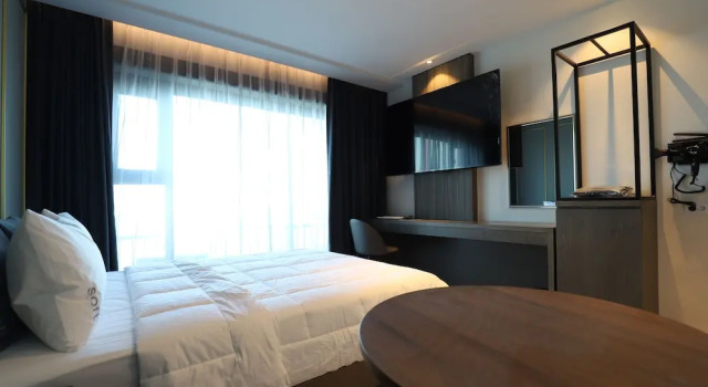 Dubai Hotel, Забронировать Отель Отели Хвасон с парковкой, Парковка