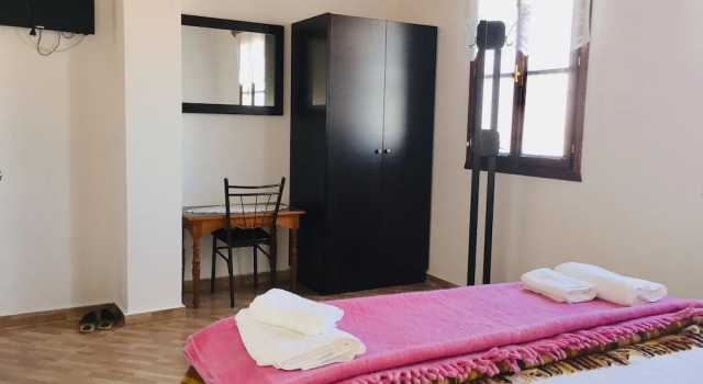 Denis Guest House