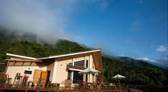 Yi Hey Golden Stronghold Resort, Varaa Lomakeskus Shoufeng 