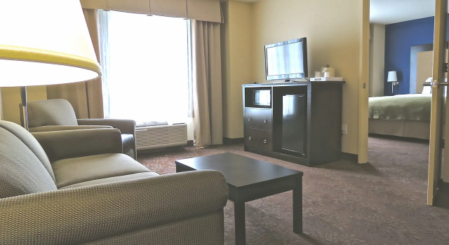 Holiday Inn Indianapolis North-Carmel by IHG, Забронировать Отель Индианаполис Индиана
