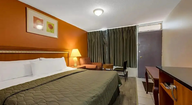 Номер Standard Knights Inn Burlington