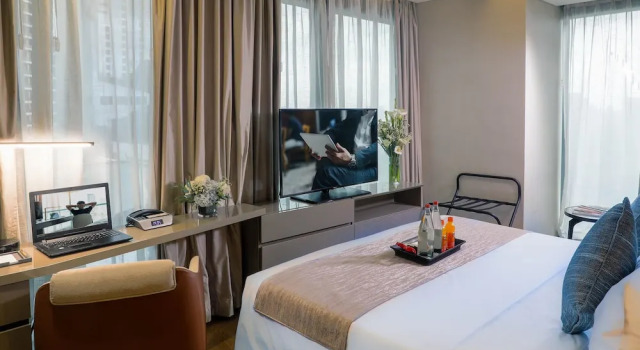 Люкс Deluxe Oakwood Makati Avenue