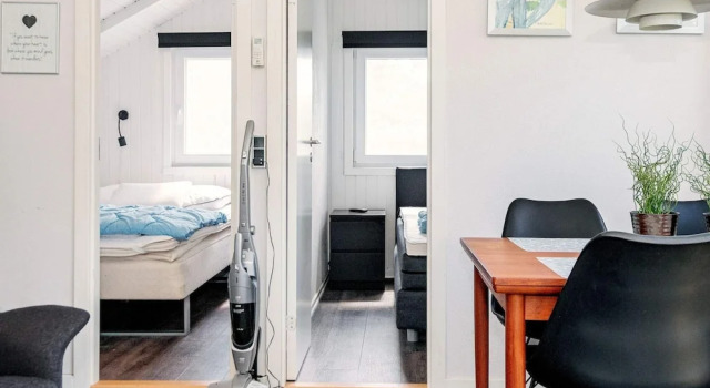 4 Person Holiday Home in Hovborg, Book Feriehus Sommerhuse i Hovborg, Hytte