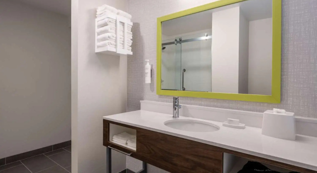 Двухместный люкс Hampton Inn Boca Raton-Deerfield Beach