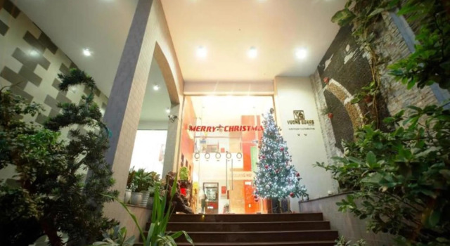 S79 Vuong Quang Airport Hotel, Забронировать Отель Отели Хошимина с завтраком, рядом с Международный выставочный и конференц-центр Хошимина HIECC, Завтраки