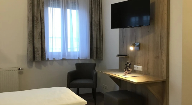 Трёхместный номер Standard Gasthof Hotel Esterer