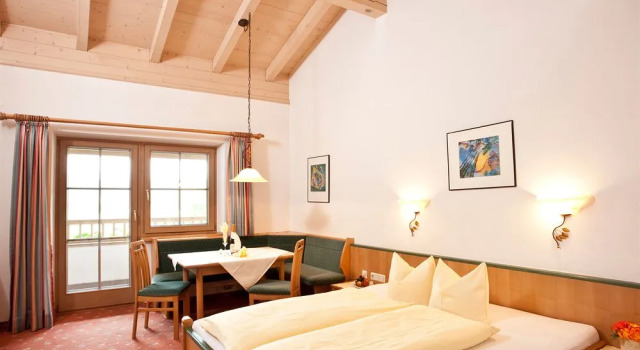 Erlebnishotel Kitzbühler Horn, Забронировать Отель Оберндорф Китцбюэльские Альпы, рядом с Egger Headquarters