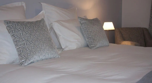 Les Enclos Bed and Breakfast à 4 mn de Chantilly, Забронировать Отель Шантийи Oise