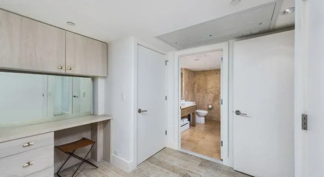 Eco-hotel Condo #239377 2 Bedrooms 2.5 Bathrooms Hotel Room