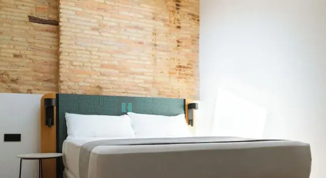 Апартаменты c 1 комнатой с балконом Limehome Pamplona Hilarión Eslava