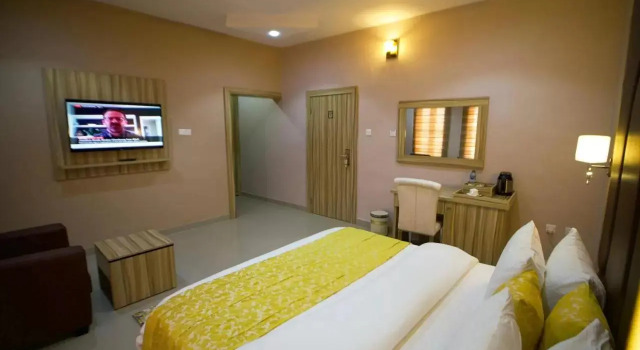 Great Ville Hotel, Book Hotel Egba Agege