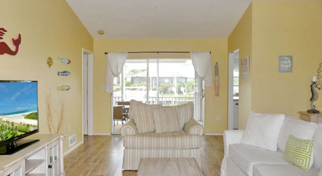1211 Spanish Court
