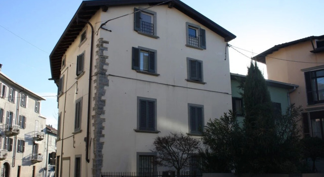 Valverde Apartments, Забронировать Апартаменты/квартира Бергамо Bergamo Province, рядом с Санта-Мария-Маджоре