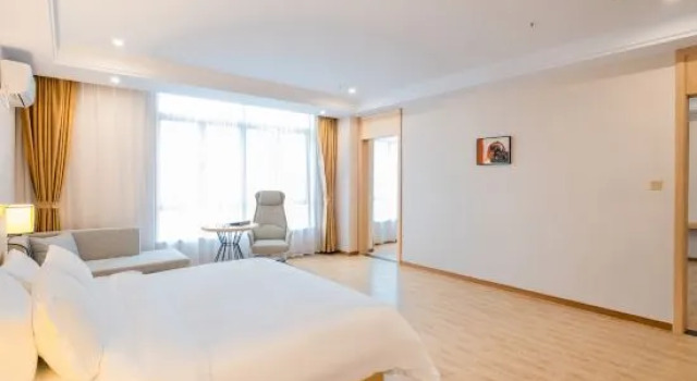 Люкс Jianghai Haoyi Hotel (Jiangmen Jianghai Wanda)