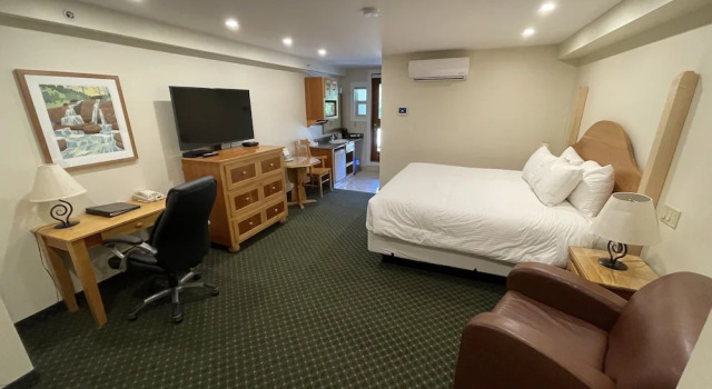 Двухместный номер Deluxe с балконом и с видом на горы Park Place Lodge