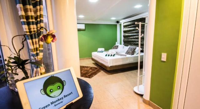 Suite Premier Green Monkey Resort Boracay