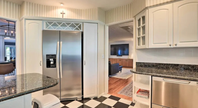 Sarasota Vacation Rental w/ Pool & Game Room!, Book Feriehus Villaer i Florida, Villa