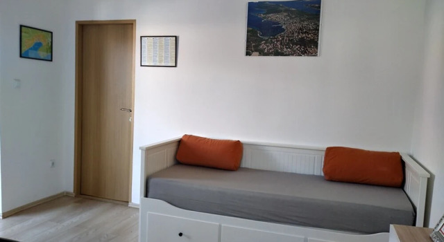 Lovely one Bedroom Apartment Mary in the Center, Забронировать Апартаменты/квартира Апартаменты Новалья, Апартаменты/квартира