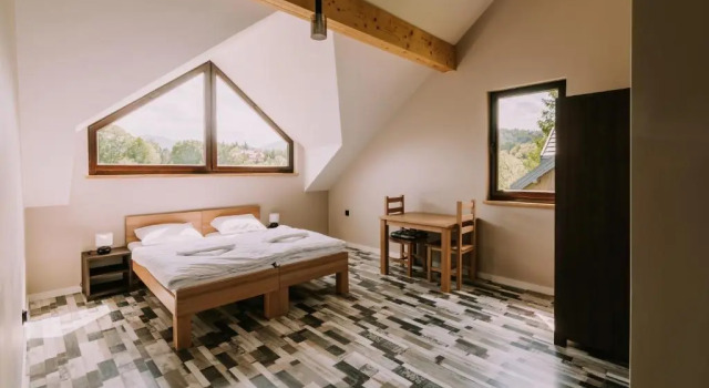 Szumny Dwór, Rezerwuj Hotel Wetlina 