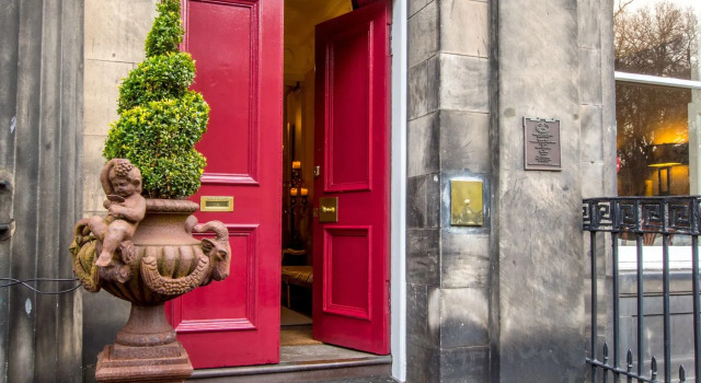 Six Brunton Place Guest House, Prenota Hotel Broughton Edimburgo, vicino a Our Dynamic Earth