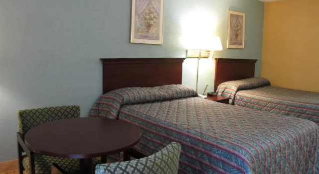 Четырёхместный номер Standard Super 8 by Wyndham Jessup/Baltimore Area