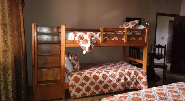 Двухместный семейный номер Standard с балконом Hotel La Escalinata