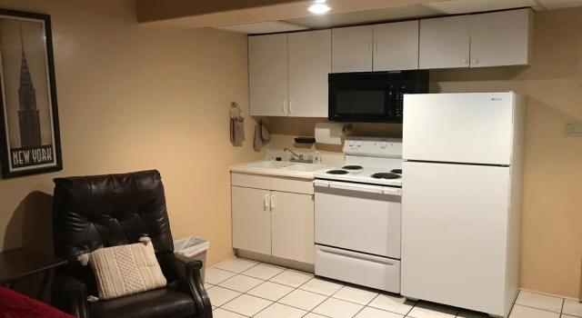 Апартаменты Comfort Economy Guest Village and Apartments